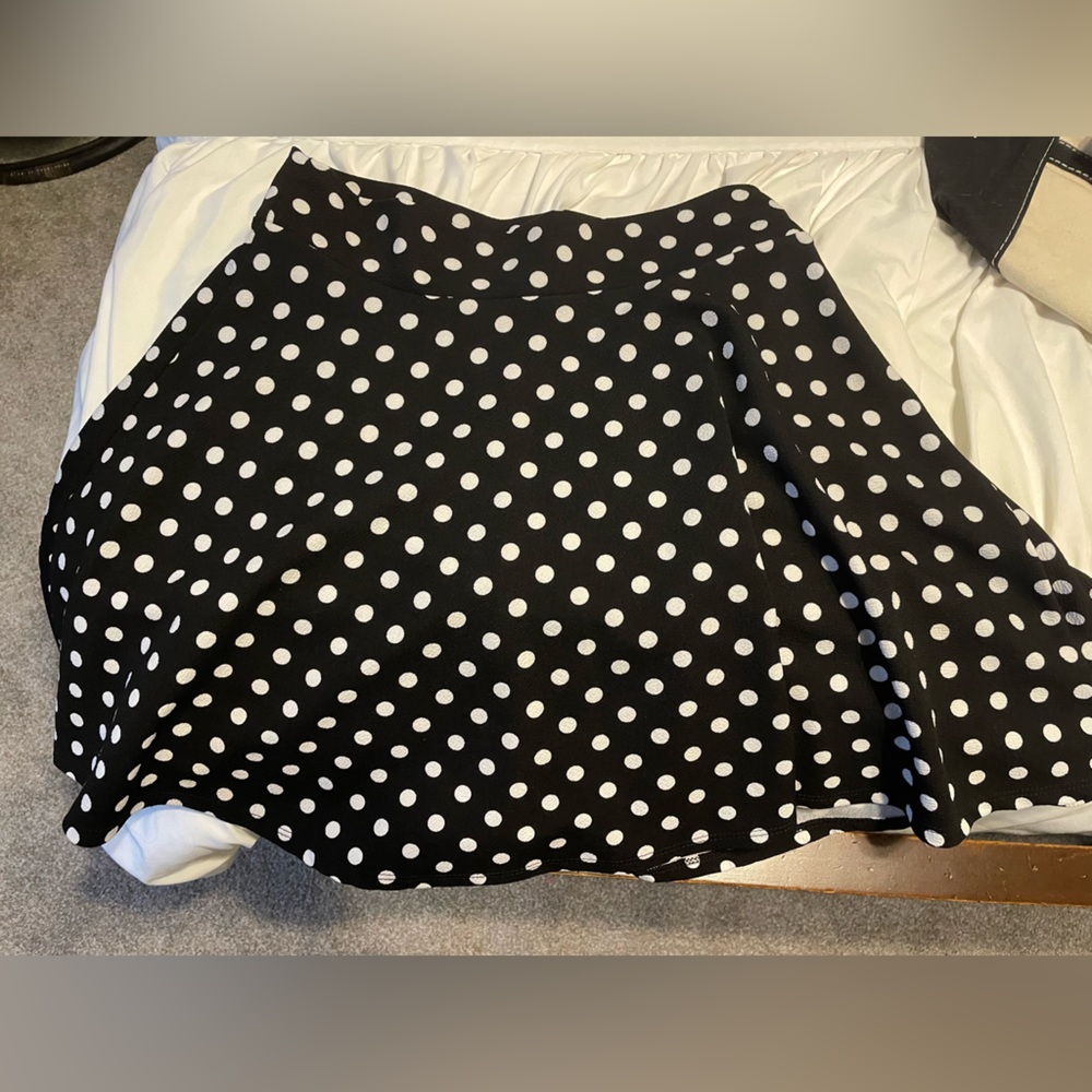 Black and White Polka Dotted Soprano Skirt